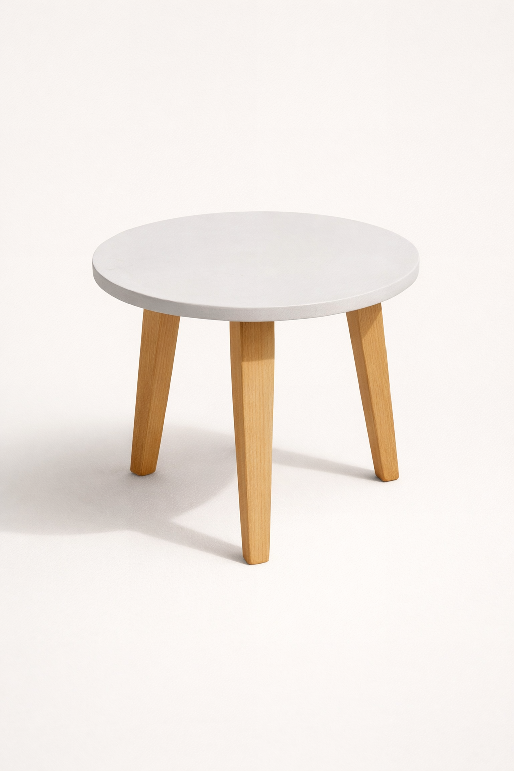 Oasi Accent Table — handcrafted African furniture from Kenya