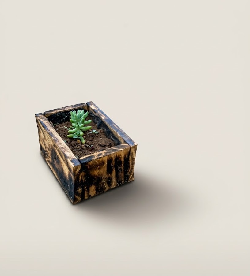 Planter Boma — handcrafted African outdoor from Kenya