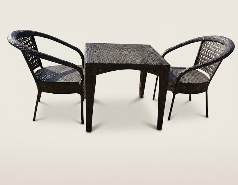 Beba Al Fresco Dining Set — handcrafted African outdoor from Kenya