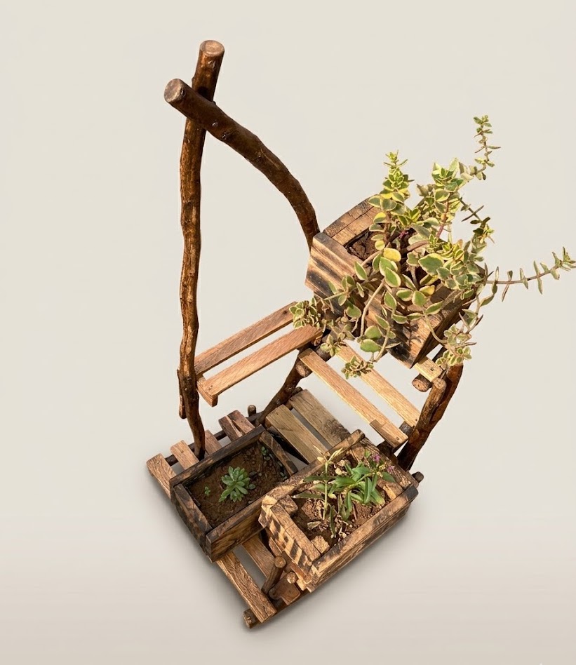Custom made indoor gardening stand Mpingo — handcrafted African furniture from Kenya