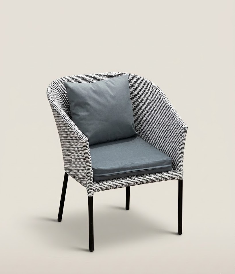 Seat Olmurani Lounger — handcrafted African furniture from Kenya